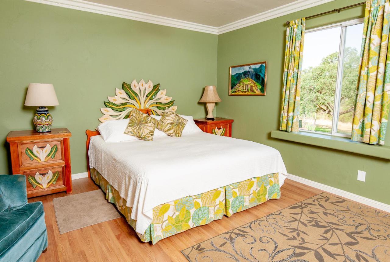 Posada Mariana Bed&Breakfast Catheys Valley Exterior foto